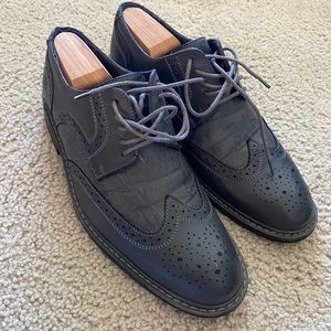 Perry Ellis dress shoes size 9